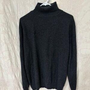 Country Shop Woman’s Dark Gray Cashmere Turtleneck Sweater Size L